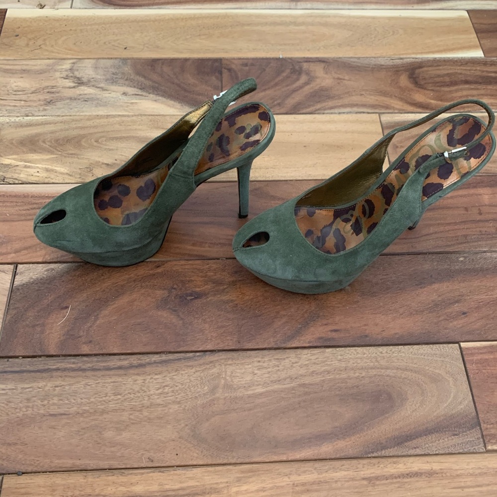 Sam Edelman Novato Heels - Army Green Suede - Picture 5 of 8